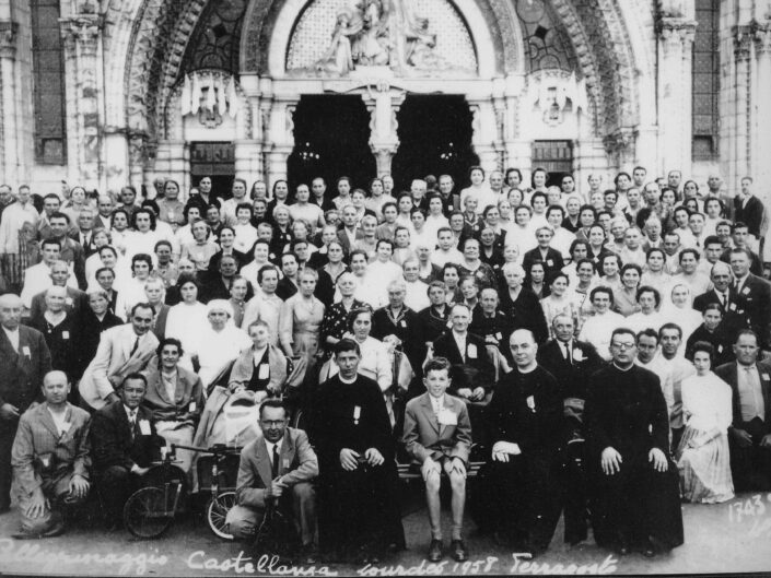 Fondo Tanino Castiglioni - Castellanza nel tempo - Castellanzesi in pellegrinaggio a Lourdes - 1958