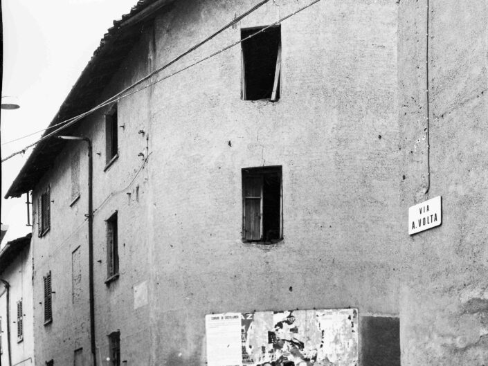Fondo Archivio Storico - Castellanza - La Ca' di Tredas Eredi dei Colombo Mourné - Via Volta - 1973
