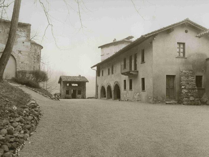 Fondo Afi Gornate Olona - Monastero di Torba - Foto Saverio Fantacuzzi - 1993