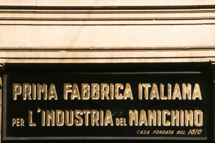 Fondo Virgilio Carnisio - Milano - Via Anfossi angolo viale Monte Nero - 1993