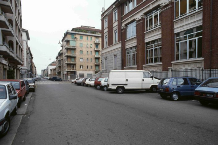Fondo Virgilio Carnisio - Milano - Via De Sanctis 26 - 1991
