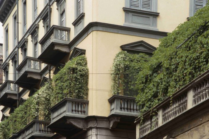 Fondo Virgilio Carnisio - Milano - Via Montenapoleone 20 - 1995