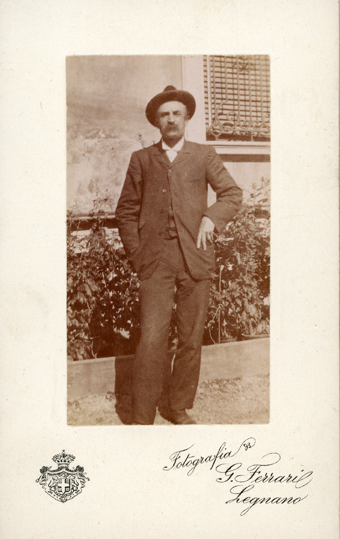 Fondo Famiglia Pomini - Luigi Pomini (1853 -1916) - Ottobre 1905 (data presente sul verso) - Studio fotografico G. Ferrari di Legnano