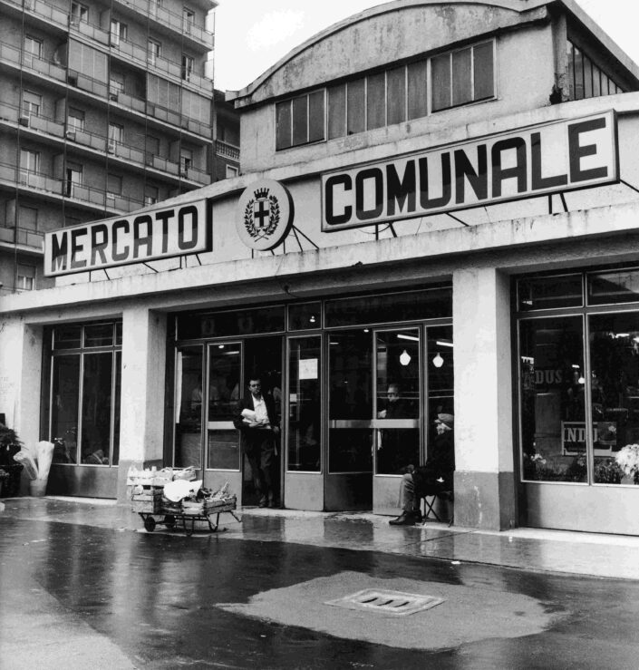 Fondo Virgilio Carnisio - Milano Anni 70 e 80 - Via Giambellino angolo Via Brunelleschi, 6 - 1972