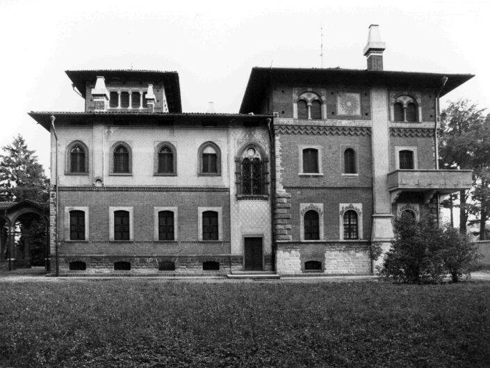 Villa Pomini prima del restauro seguito all'acquisto da parte del Comune. Conferenza Stampa, 14 settembre 1986