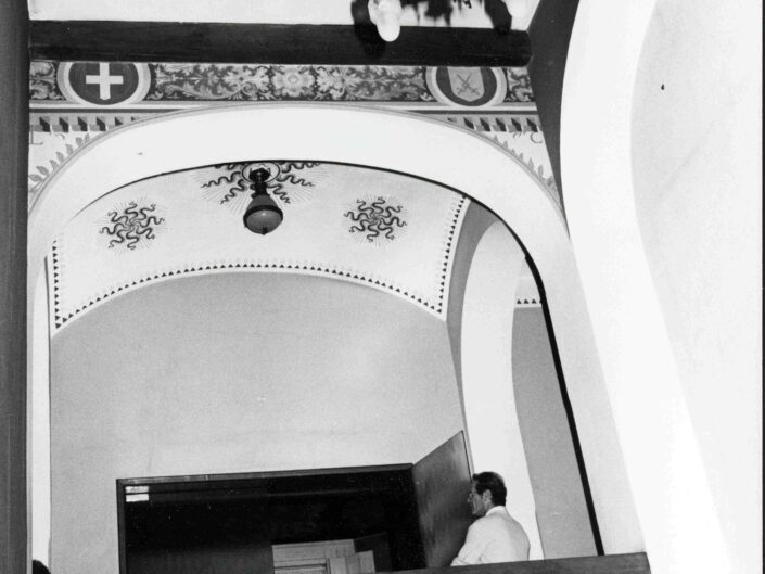 Villa Pomini prima della ristrutturazione seguita all'acquisto da parte del Comune. Presentazione alla Stampa - Castellanza,14 settembre 1986 - Foto di Giuseppe Girola