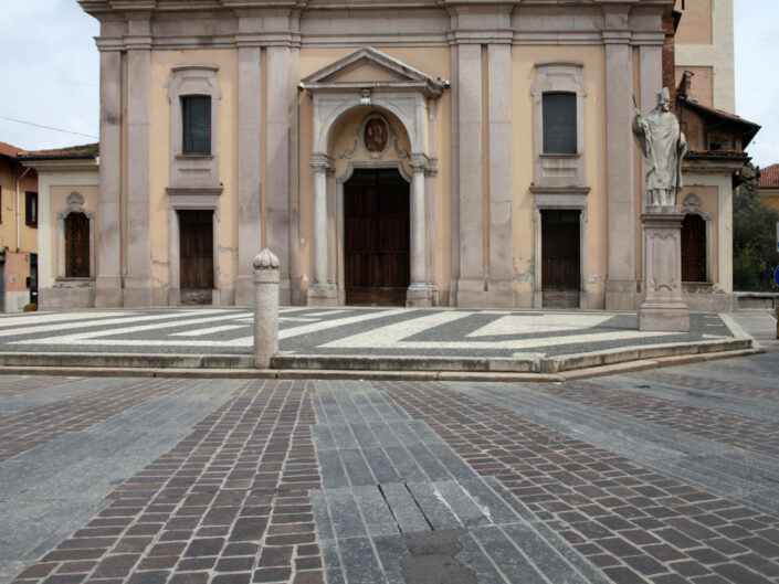 Fondo AFI - Alto Milanese - Castano Primo - Piazza Mazzini - Chiesa di San Zenone - 2016 - Foto Roberto Bosio